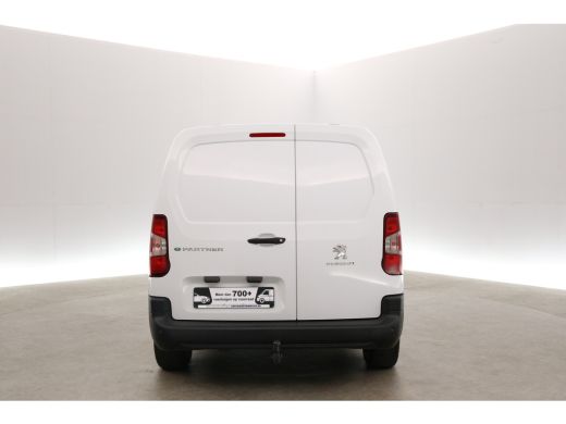 Peugeot Partner Elektrisch 50 kWh L2 | Snelladen | SOH 98% | Airco | Cruise | Carplay | Navi | Trekhaak | Parkeer... ActivLease financial lease