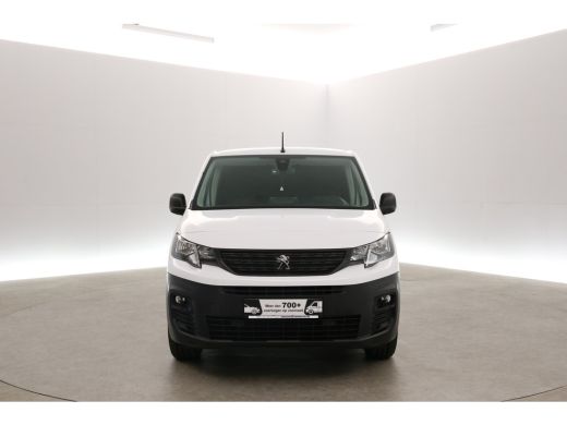 Peugeot Partner Elektrisch 50 kWh L2 | Snelladen | SOH 98% | Airco | Cruise | Carplay | Navi | Trekhaak | Parkeer... ActivLease financial lease