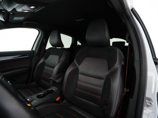 Renault Arkana 1.6 E-Tech Hybrid 145 R.S. Line (INCL-BTW) Aut. *LEATHER-FABRIC | FULL-LED | BLINDSPOT | CAMERA |... ActivLease financial lease