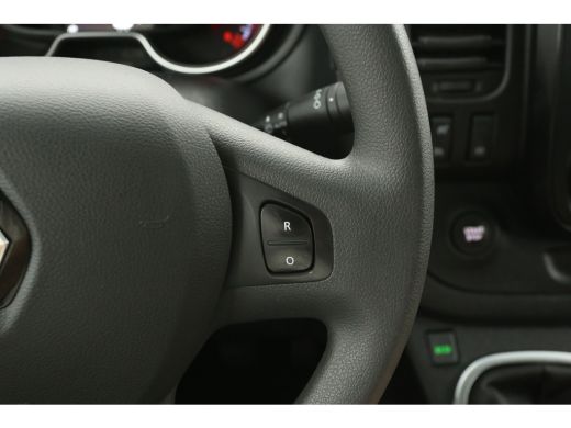 Renault Trafic 2.0 dCi 145PK L2H1 | Automaat | Airco | Cruise | Navi | LED | Parkeersens. ActivLease financial lease