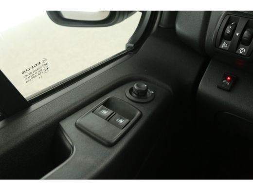 Renault Trafic 2.0 dCi 145PK L2H1 | Automaat | Airco | Cruise | Navi | LED | Parkeersens. ActivLease financial lease