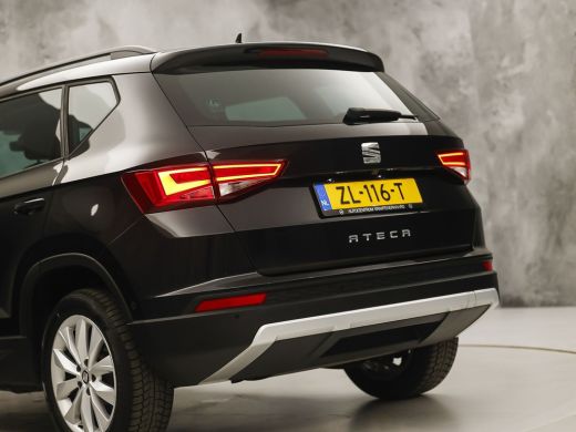 Seat Ateca 1.0 EcoTSI Business Sport (GROOT NAVI, APPLE CARPLAY, CAMERA, GETINT GLAS, LM VELGEN, CLIMATE, AU... ActivLease financial lease