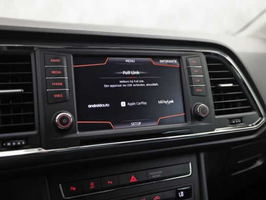 Seat Ateca 1.0 EcoTSI Business Sport (GROOT NAVI, APPLE CARPLAY, CAMERA, GETINT GLAS, LM VELGEN, CLIMATE, AU... ActivLease financial lease