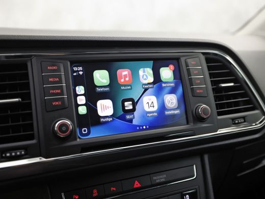 Seat Ateca 1.0 EcoTSI Business Sport (GROOT NAVI, APPLE CARPLAY, CAMERA, GETINT GLAS, LM VELGEN, CLIMATE, AU... ActivLease financial lease