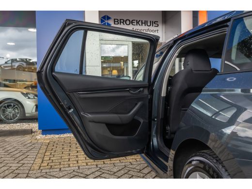 Skoda Octavia Combi 1.0 TSI Business Edition | Apple Carplay/Android Auto | Elek. Kofferbak | Parkeersensoren |... ActivLease financial lease
