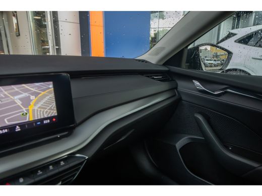 Skoda Octavia Combi 1.0 TSI Business Edition | Apple Carplay/Android Auto | Elek. Kofferbak | Parkeersensoren |... ActivLease financial lease