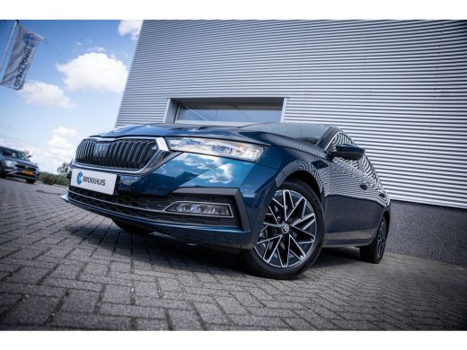 Skoda Octavia Combi 1.4 TSI iV PHEV Business Edition SOH 87% | Cruise control | Metaalkleur | Parkeersensor voor ActivLease financial lease