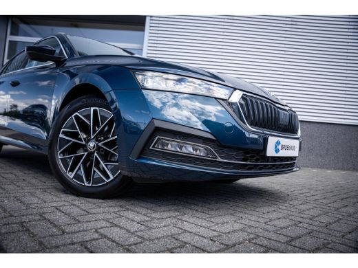 Skoda Octavia Combi 1.4 TSI iV PHEV Business Edition SOH 87% | Cruise control | Metaalkleur | Parkeersensor voor ActivLease financial lease