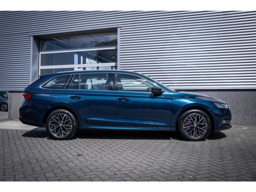Skoda Octavia Combi 1.4 TSI iV PHEV Business Edition SOH 87% | Cruise control | Metaalkleur | Parkeersensor voor ActivLease financial lease