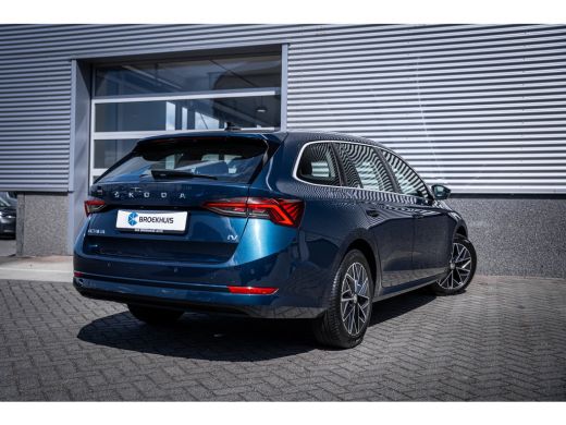 Skoda Octavia Combi 1.4 TSI iV PHEV Business Edition SOH 87% | Cruise control | Metaalkleur | Parkeersensor voor ActivLease financial lease