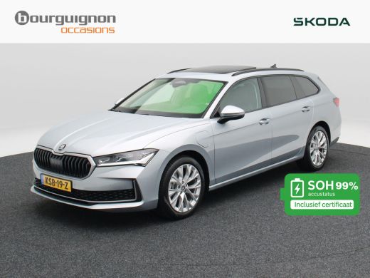 Skoda Superb Combi 1.5 TSi 204 Pk PHEV Edition | Panoramadak | Stoelverwarming | Camera | Trekhaak | Adaptive ... ActivLease financial lease
