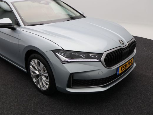 Skoda Superb Combi 1.5 TSi 204 Pk PHEV Edition | Panoramadak | Stoelverwarming | Camera | Trekhaak | Adaptive ... ActivLease financial lease