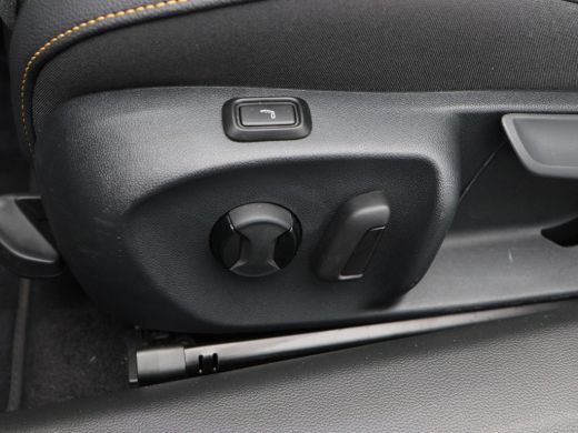 Skoda Superb Combi 1.5 TSi 204 Pk PHEV Edition | Panoramadak | Stoelverwarming | Camera | Trekhaak | Adaptive ... ActivLease financial lease
