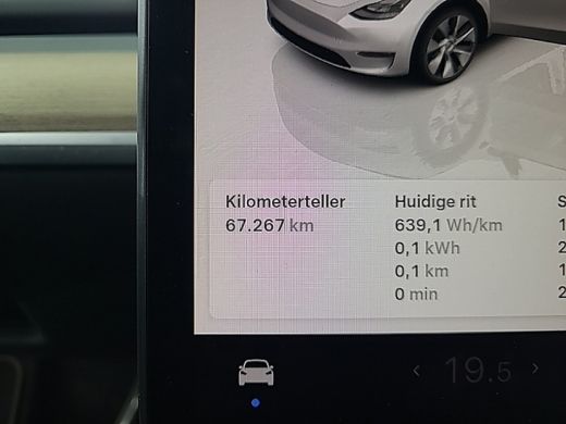 Tesla Model Y Long Range AWD 75 kWh | Trekhaak met afneembare kogel | Panoramisch Dak | Dodehoek detectie | Ele... ActivLease financial lease