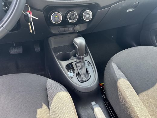 Toyota Aygo 1.0 VVT-i S-CVT Play ActivLease financial lease