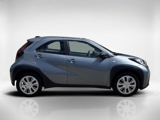 Toyota Aygo 1.0 VVT-i S-CVT Play ActivLease financial lease