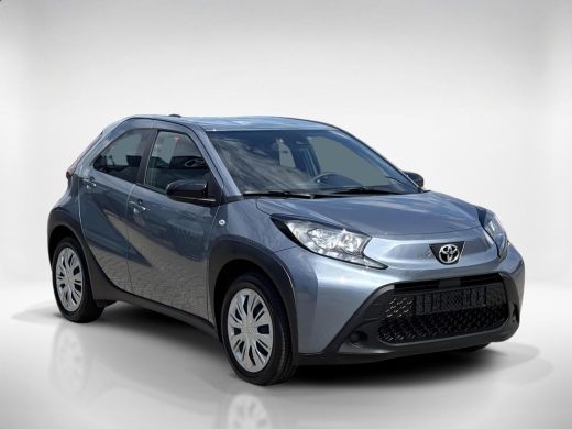 Toyota Aygo 1.0 VVT-i S-CVT Play ActivLease financial lease