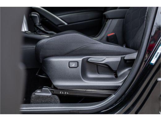 Toyota Corolla Cross 2.0 High Power Hybrid Active Camera / Carplay / LED / 10 jaar garantie / ActivLease financial lease