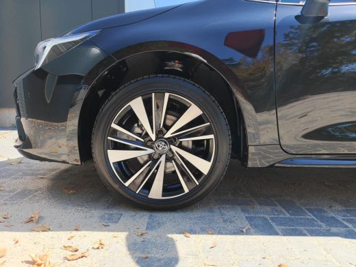 Toyota Corolla Touring Sports Hybrid 140 Dynamic ActivLease financial lease