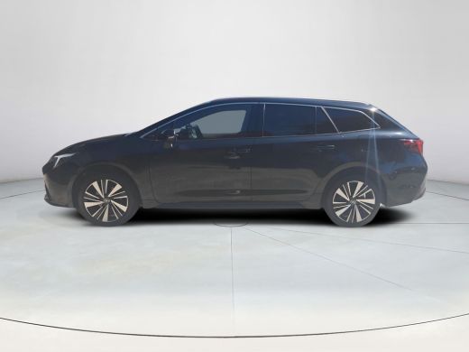 Toyota Corolla Touring Sports Hybrid 140 Dynamic ActivLease financial lease