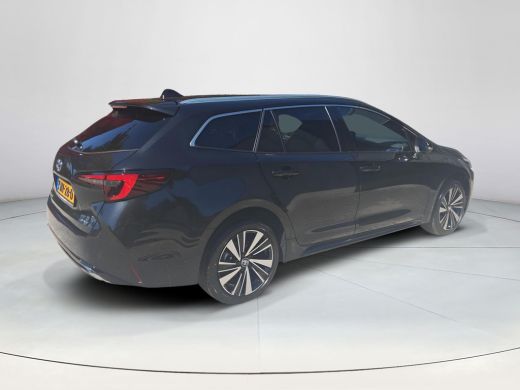 Toyota Corolla Touring Sports Hybrid 140 Dynamic ActivLease financial lease