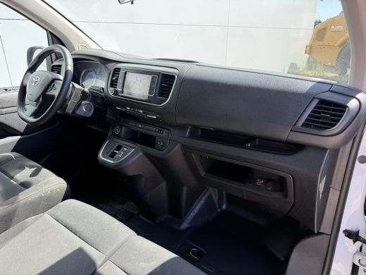 Toyota ProAce ProAce Electric 75kWh 136PK L2 Elektrisch 93.0% (SOH) 330km WLTP Cruise Control Climate Control C... ActivLease financial lease