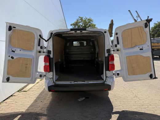 Toyota ProAce ProAce Electric 75kWh 136PK L2 Elektrisch 93.0% (SOH) 330km WLTP Cruise Control Climate Control C... ActivLease financial lease