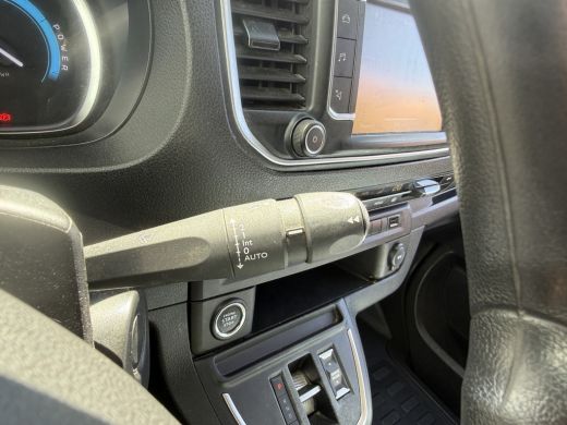 Toyota ProAce ProAce Electric 75kWh 136PK L2 Elektrisch 93.0% (SOH) 330km WLTP Cruise Control Climate Control C... ActivLease financial lease