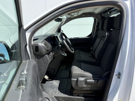 Toyota ProAce ProAce Electric 75kWh 136PK L2 Elektrisch 93.0% (SOH) 330km WLTP Cruise Control Climate Control C... ActivLease financial lease