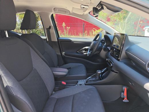 Toyota Yaris 1.5 Hybrid 115 Dynamic Comfort Pack ActivLease financial lease