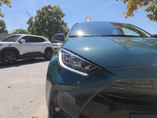 Toyota Yaris 1.5 Hybrid 115 Dynamic Comfort Pack ActivLease financial lease