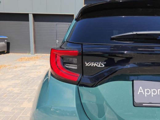 Toyota Yaris 1.5 Hybrid 115 Dynamic Comfort Pack ActivLease financial lease