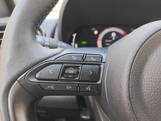Toyota Yaris 1.5 Hybrid 115 Dynamic Comfort Pack ActivLease financial lease