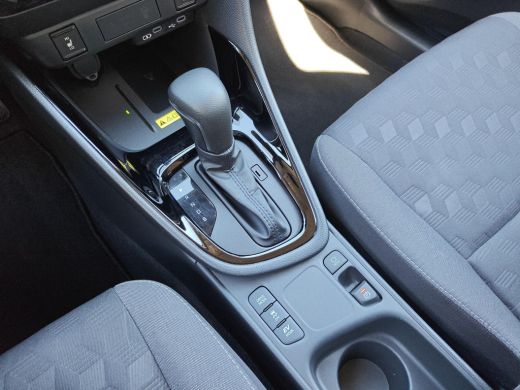 Toyota Yaris 1.5 Hybrid 115 Dynamic Comfort Pack ActivLease financial lease