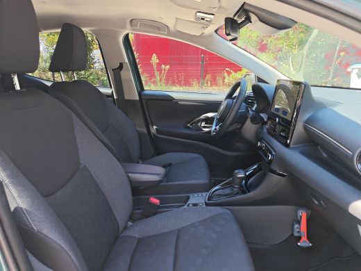 Toyota Yaris 1.5 Hybrid 115 Dynamic Comfort Pack ActivLease financial lease