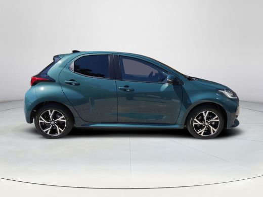 Toyota Yaris 1.5 Hybrid 115 Dynamic Comfort Pack ActivLease financial lease