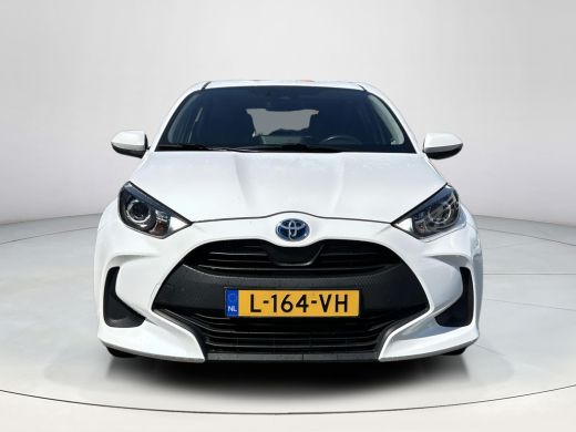 Toyota Yaris 1.5 Hybrid Active ActivLease financial lease