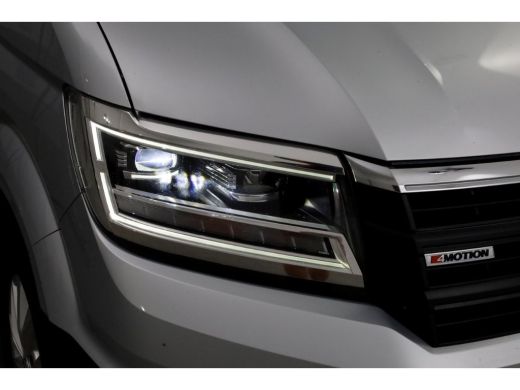 Volkswagen Crafter 35 2.0 TDI 177pk L3H2 (L2H1) DSG-Automaat 4Motion 4x4 Highline LED/Navi/2x Schuifdeur 08-2020 ActivLease financial lease