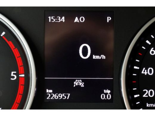 Volkswagen Crafter 35 2.0 TDI 177pk L3H2 (L2H1) DSG-Automaat 4Motion 4x4 Highline LED/Navi/2x Schuifdeur 08-2020 ActivLease financial lease