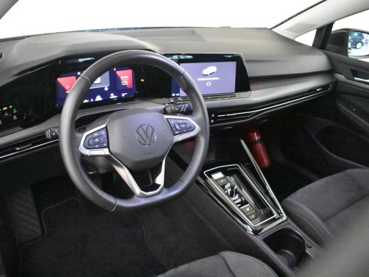 Volkswagen Golf 1.4 eHybrid Style 204pk DSG/AUTO l Camera l Elektr. Stoel incl geheugen & Massage l Adapt. Cr Con... ActivLease financial lease
