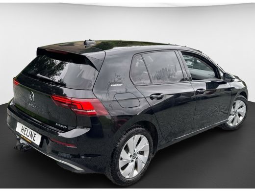 Volkswagen Golf 1.5 eHybrid 204PK [PHEV] LIFE NAVI/CARPLAY/CAMERA/TREKHAAK ActivLease financial lease