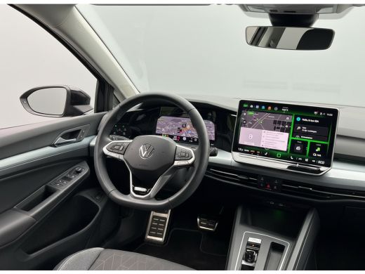 Volkswagen Golf 1.5 eHybrid 204PK [PHEV] LIFE NAVI/CARPLAY/CAMERA/TREKHAAK ActivLease financial lease