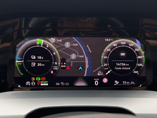 Volkswagen Golf 1.5 eHybrid 204PK [PHEV] LIFE NAVI/CARPLAY/CAMERA/TREKHAAK ActivLease financial lease