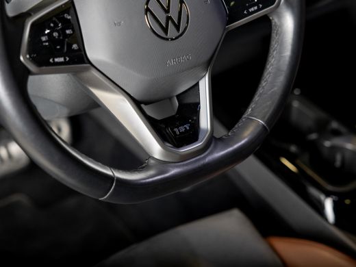 Volkswagen ID.4 Max 77 kWh SoH 95% 204pk / Panoramadak / Head up display / Memory / Achteruitrijcamera / Navigati... ActivLease financial lease