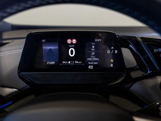 Volkswagen ID.4 Pro 77 kWh SOH 94% / 174pk / Trekhaak / Cruise control adaptief /Stoelverwarming / Navigatie / Ap... ActivLease financial lease