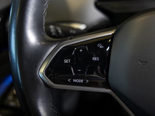 Volkswagen ID.4 Pro 77 kWh SOH 94% / 174pk / Trekhaak / Cruise control adaptief /Stoelverwarming / Navigatie / Ap... ActivLease financial lease