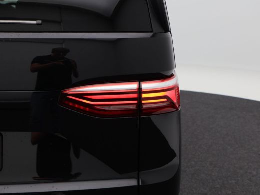 Volkswagen Multivan 1.5 eHybrid 245 Pk L2 Bulli Edition 4Motion | Stuur/Stoelverwarming | Panoramadak | Harman & Kard... ActivLease financial lease