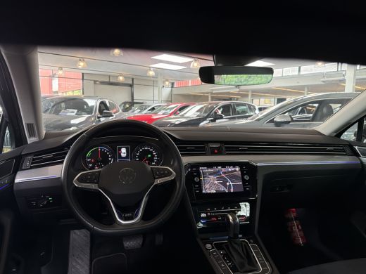 Volkswagen Passat GTE 218PK DSG HYBRID BUSINESS SPORT IQ-LED/NAVI/CAMERA/TREKHAAK ActivLease financial lease