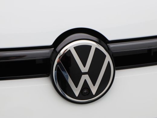 Volkswagen Passat Variant 1.5 eHybrid 272 Pk R-Line | Black Style | Stoel/Stuurverwarming | Panoramadak | 360 Camer... ActivLease financial lease