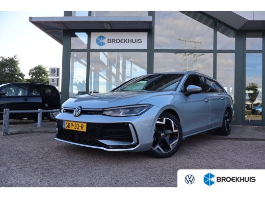 Volkswagen Passat Variant 1.5 eTSI R-Line Business | Achteruitrijcamera | Hill hold functie | Keyless start | Achte... ActivLease financial lease